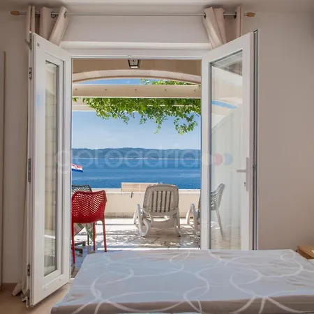 Beachfront Ljubica * Brela