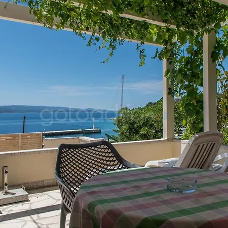 Beachfront Ljubica Apartment Brela