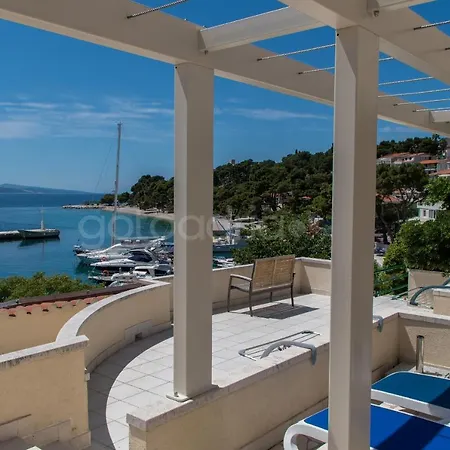 Beachfront Ljubica Brela