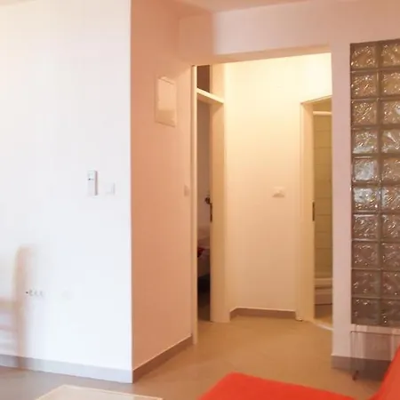 Apartment Beachfront Ljubica *